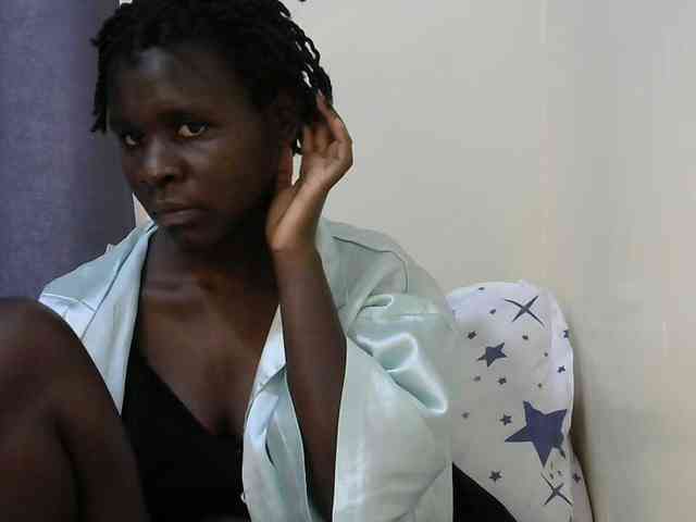 Queenbeea webcam