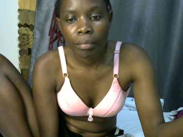 Queenbeea webcam