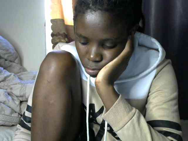 Queenbeea webcam
