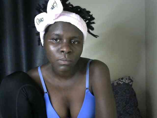 Queenbeea webcam