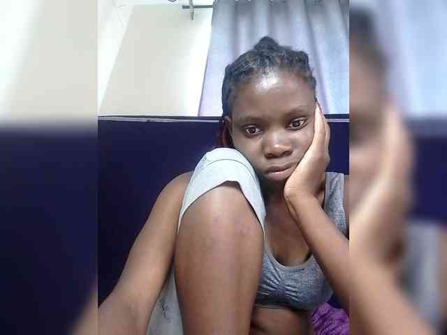 Queenbeea webcam