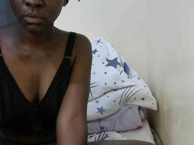 Queenbeea webcam