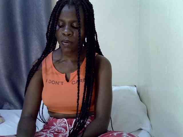 Queenbeea webcam