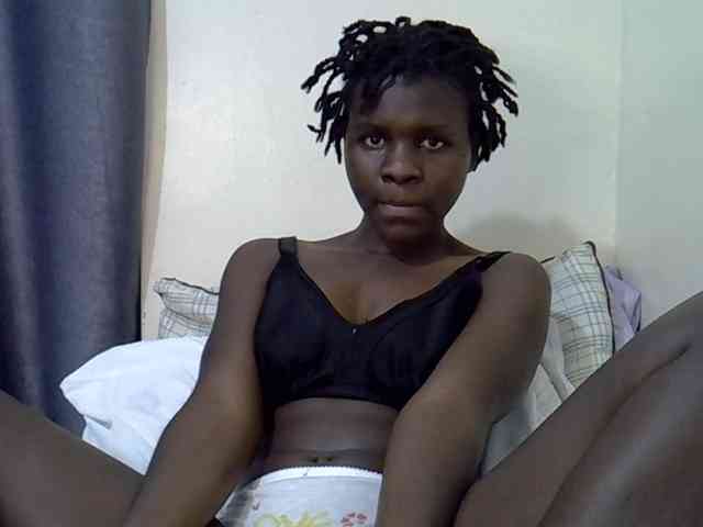 Queenbeea webcam