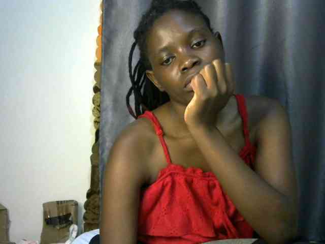 Queenbeea webcam