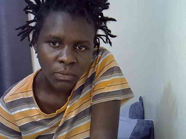 Queenbeea webcam