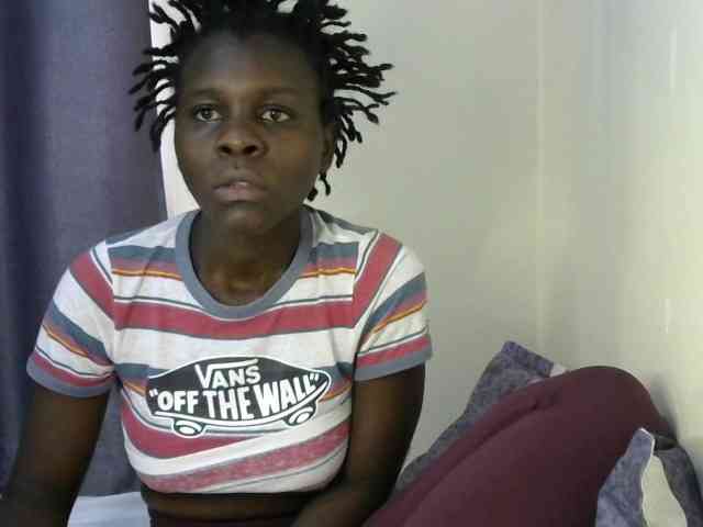 Queenbeea Queenbeea