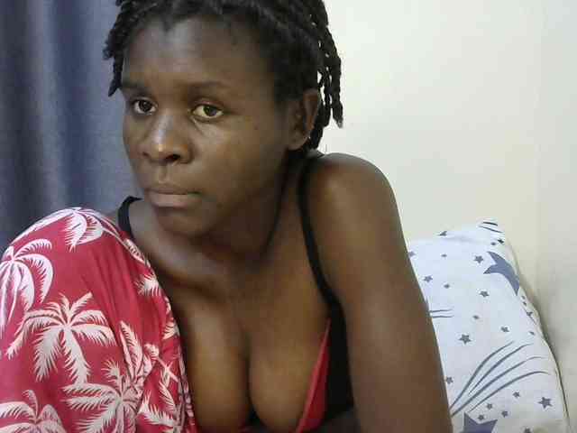 Queenbeea webcam