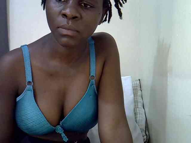 Queenbeea webcam