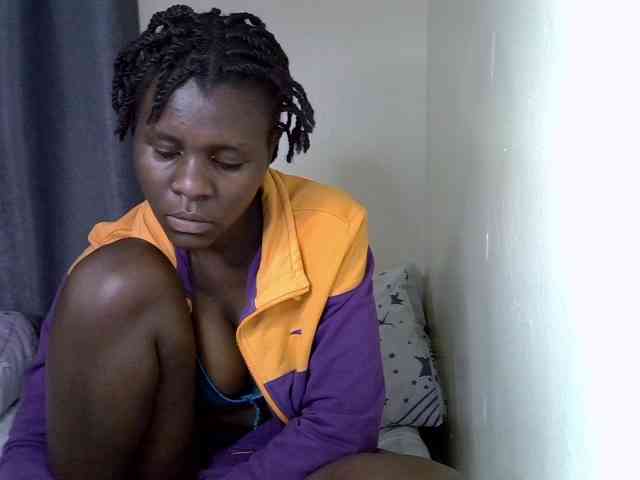 Queenbeea webcam