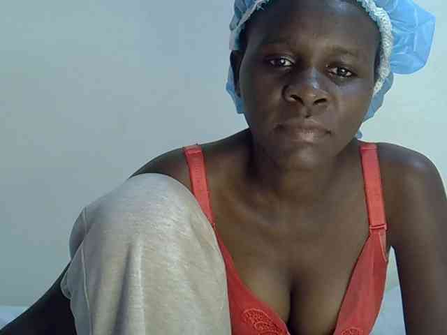 Queenbeea webcam