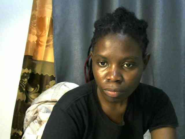 Queenbeea webcam
