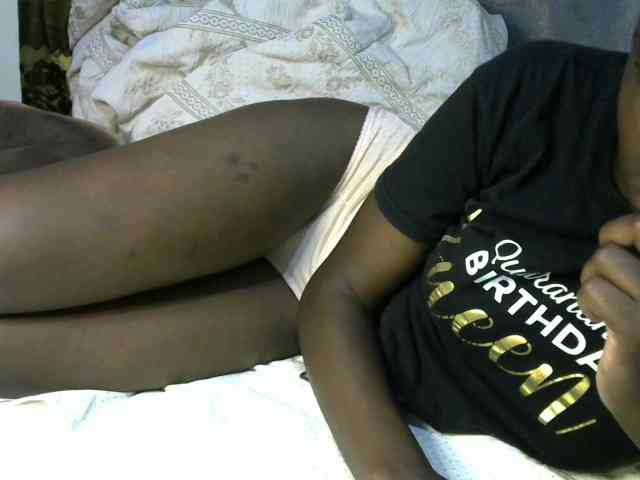 Queenbeea webcam