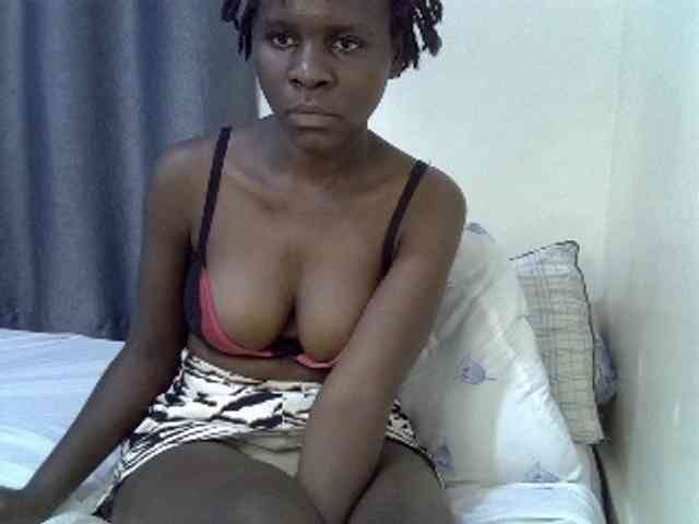 Queenbeea webcam