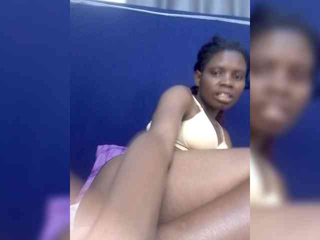 Queenbeea webcam