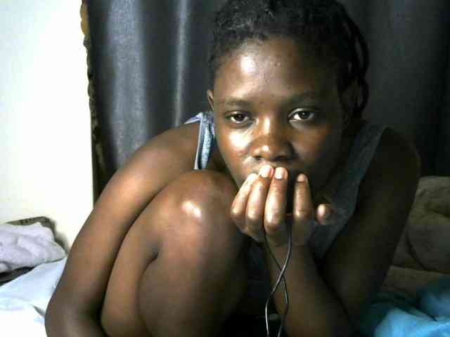 Queenbeea webcam