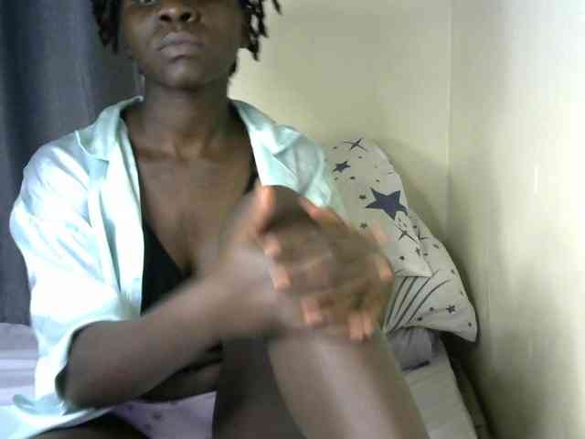 Queenbeea webcam