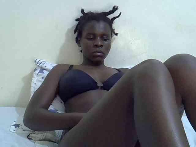 Queenbeea webcam