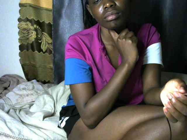 Queenbeea webcam