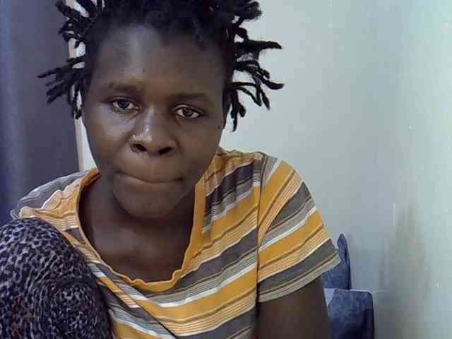 Queenbeea webcam