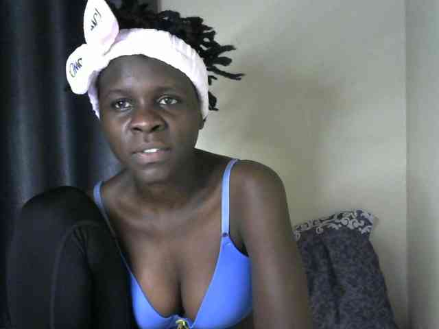 Queenbeea webcam