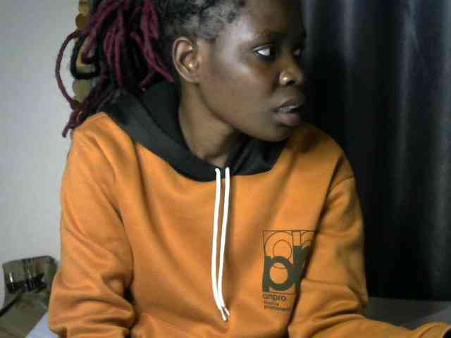 Queenbeea