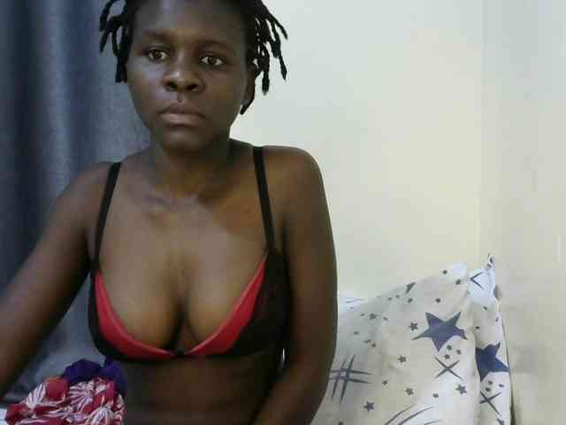 Queenbeea webcam