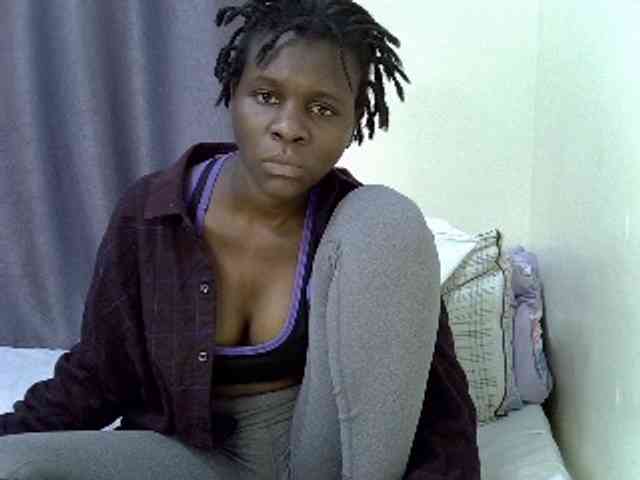 Queenbeea webcam