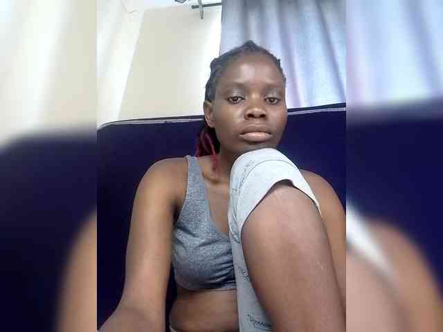Queenbeea webcam