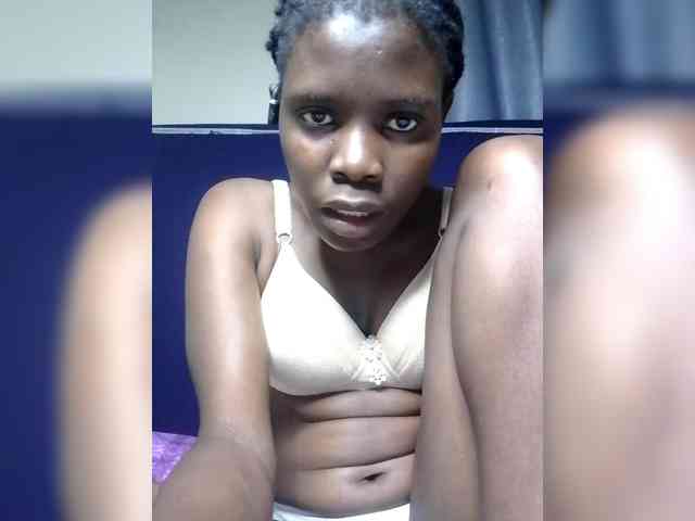 Queenbeea webcam