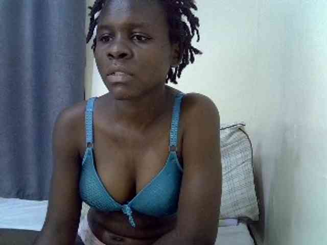 Queenbeea webcam