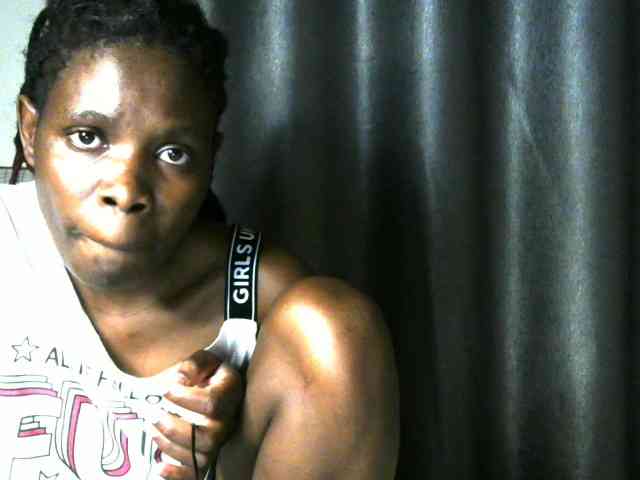 Queenbeea webcam