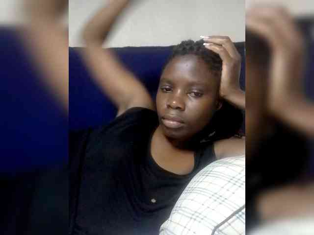 Queenbeea webcam