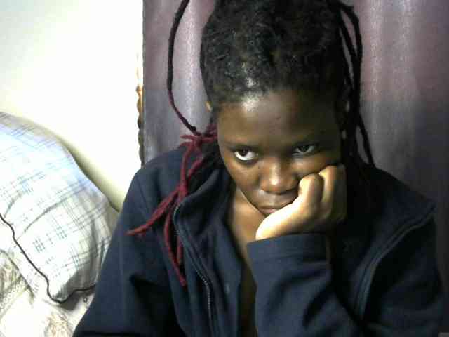 Queenbeea webcam