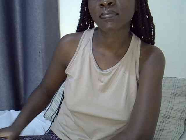 Queenbeea webcam