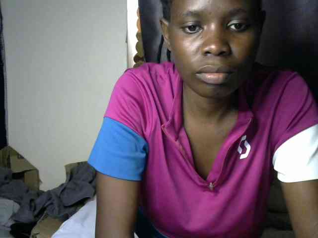 Queenbeea webcam