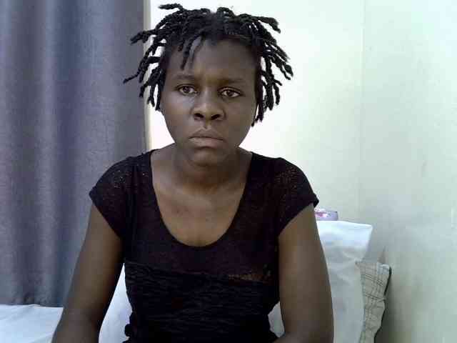 Queenbeea webcam