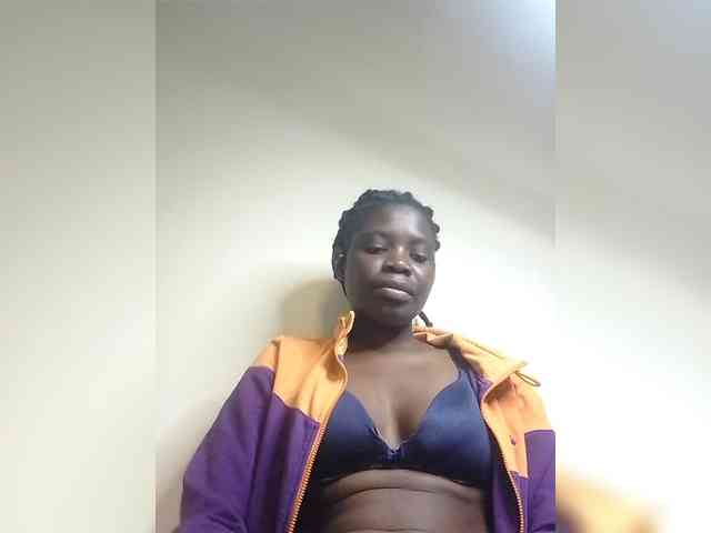 Queenbeea webcam