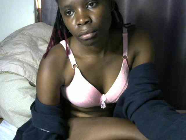 Queenbeea webcam