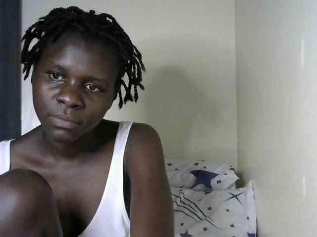 Queenbeea webcam