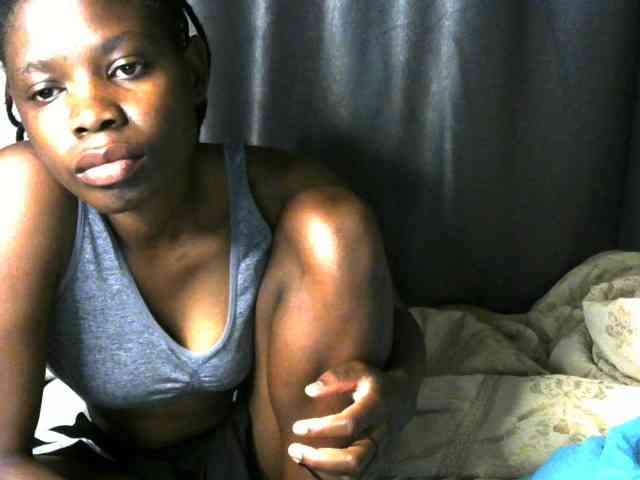 Queenbeea webcam