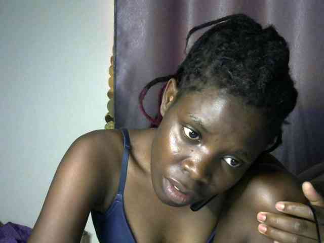 Queenbeea webcam