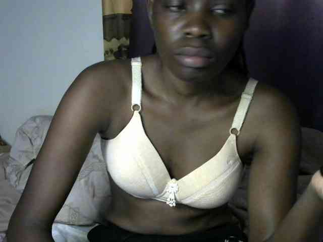Queenbeea webcam