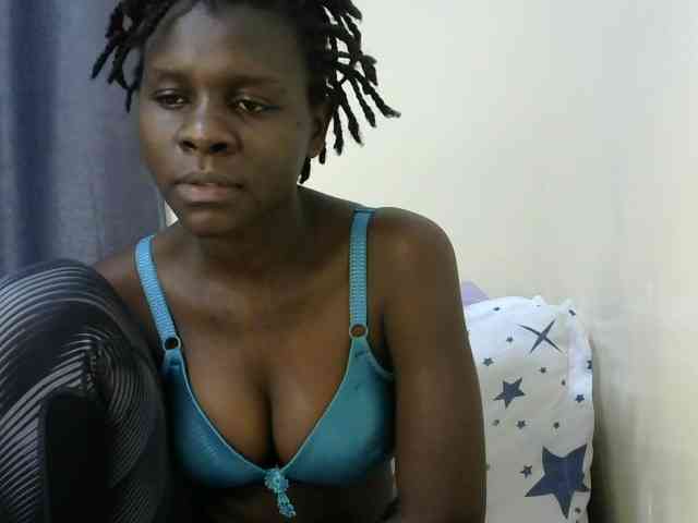 Queenbeea webcam
