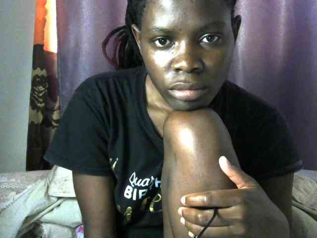 Queenbeea webcam