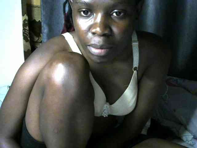 Queenbeea webcam