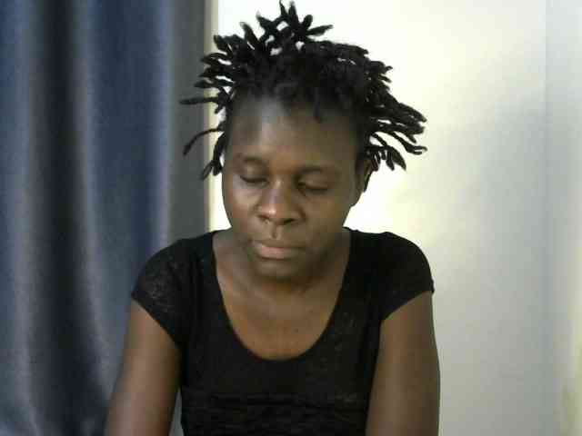 Queenbeea webcam