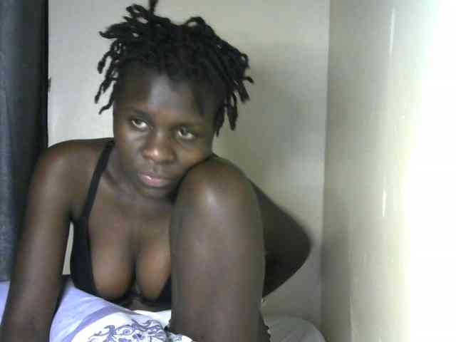 Queenbeea webcam