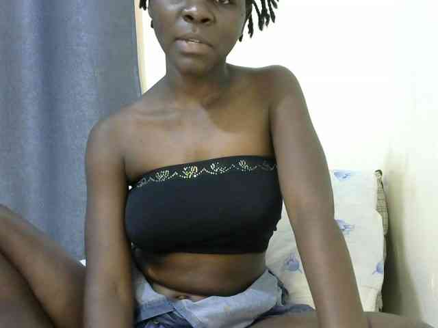 Queenbeea webcam