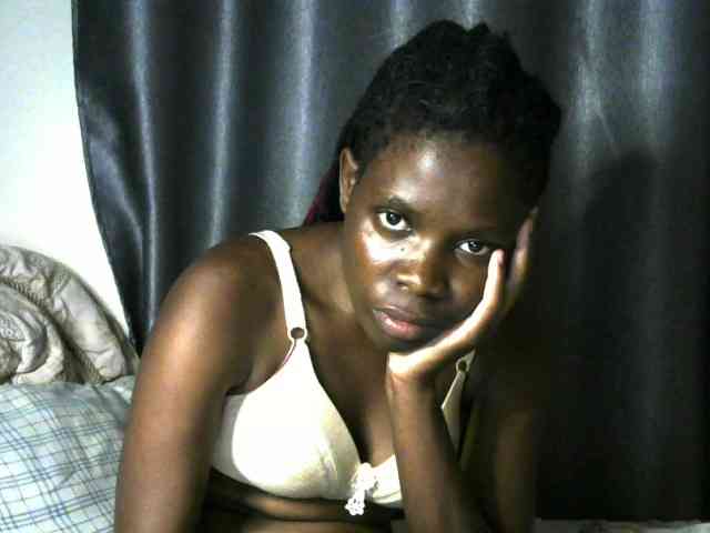 Queenbeea webcam